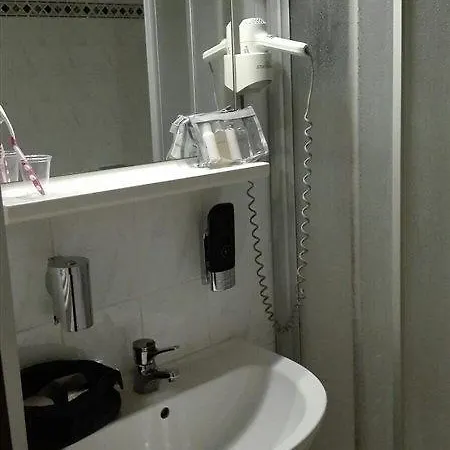 Centro Norderstedter Hof ホテル 3*