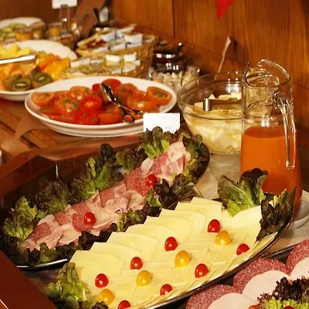 Centro Norderstedter Hof 3*