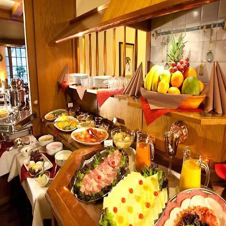 Centro Norderstedter Hof 3*