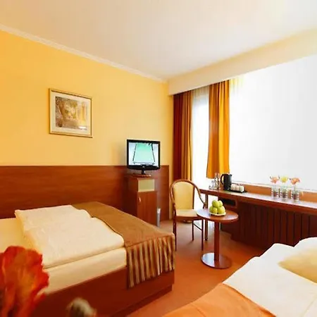 Centro Norderstedter Hof 3* Нордерштедт