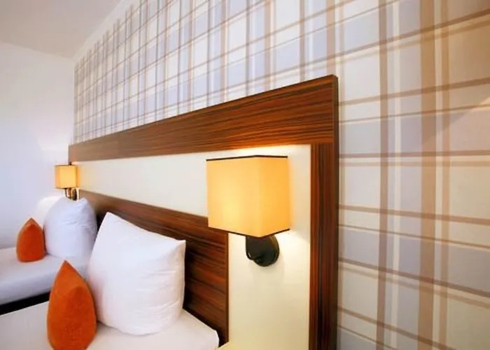 Centro Norderstedter Hof 3*