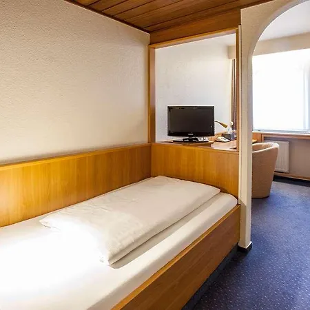 Centro Norderstedter Hof 3* نوردرستيدت