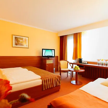 Hotel Centro Norderstedter Hof 3*