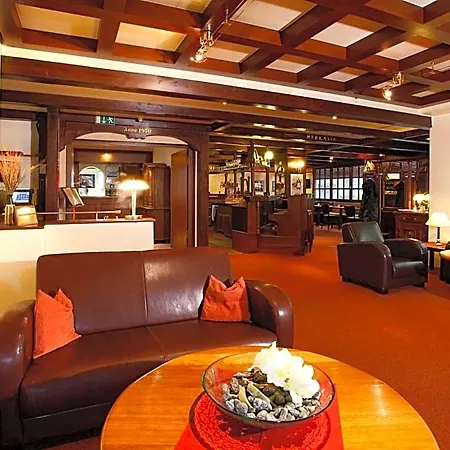 فندق Centro Norderstedter Hof 3*