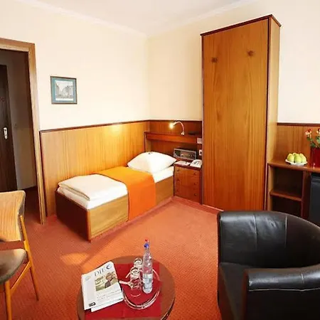 Centro Norderstedter Hof 3*